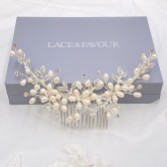 Fotografia: Pettinatura Sophia con perle d'acqua dolce e foglie di cristallo