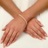Fotografia: Pulseira Adelina com pérolas de água doce e corrente
