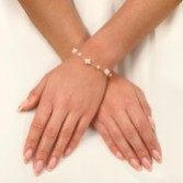 Fotografía: Pulsera de cadena con racimo de perlas de agua dulce de Eliana