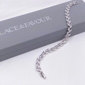 Fotografía: Pulsera «Enredadera de hojas» de Amara Silver Crystal