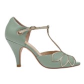Fotografía: Rachel Simpson Zapatos vintage con barra en T de Mimosa Mint Leather