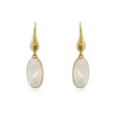 Photograph: Sarah Alexander Lark Moonstone Oval Drop Earrings