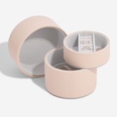 Fotografia: Stackers Caixa para joias Blush para mesa de cabeceira