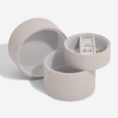 Fotografia: Stackers Caixa para joias em forma de pod para mesa de cabeceira, cor cinza-acastanhada