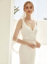 Fotograf: Bianco Elfenbein einstufige funkelnde Pailletten und Perlen Rand Fingerspitze Schleier S429