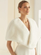 Fotografia: Bianco Ivory Faux Fur Bridal Cape E306