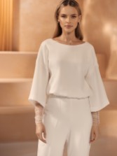 Photograph: Bianco Ivory Stretch Crepe 3/4 Sleeve Top E417