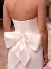 Fotografia: Fiocco oversize per abito da sposa in Mikado bianco