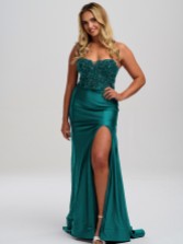 Fotografia: Linzi Jay Vestido de baile azul-petróleo sem alças, com espartilho de contas e fenda