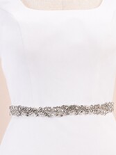 Photograph: Perfect Bridal Ceinture de mariée argentée avec strass, cristaux et perles