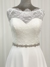 Fotografía: Perfect Bridal Cinturón de boda «Arabella Elegant Slim» con cristales