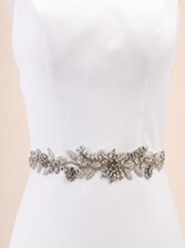 Fotografia: Perfect Bridal Cintura da sposa Crystal Leaf Design