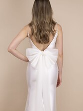 Fotografia: Perfect Bridal Laço removível para vestido de noiva em tule marfim