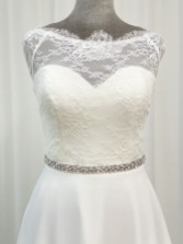 Zdjęcie: Perfect Bridal Pas ślubny Gabrielle Slim z kryształowymi zdobieniami
