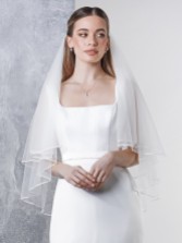 Photograph: Rainbow Club Tosca Ivory Two Tier Russian Braid Edge Veil (voile russe à deux étages)