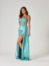 Zdjęcie: Suknia balowa Tiffanys Wynter w kolorze Duck Egg Blue TFY