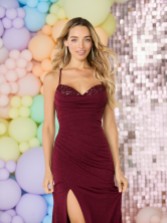 Fotograf: Tiffanys Scottie Burgunderfarbenes Ballkleid