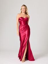 Fotografía: Vestido de fiesta «Jersey Red» de Tiffany's