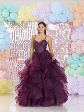 Fotografía: Vestido de gala «Vesper Grape TFY» de Tiffany