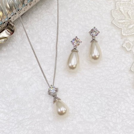 Ivory and Co Imperial Pearl Bridal Jewellery Set