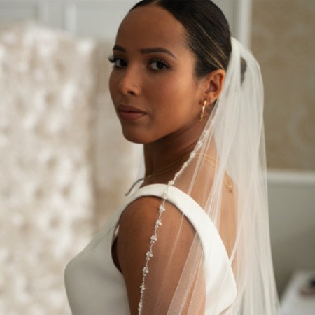 Linzi Jay Single Tier Veil with Pearl and Beaded Edge LA951