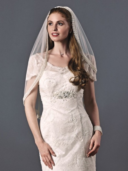 Joyce Jackson Arleta Single Tier Beaded Edge Veil