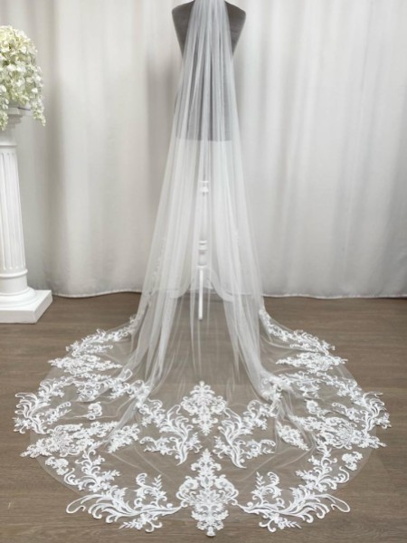Joyce Jackson Florence Long Ornate Single Tier Veil with Lace Motifs
