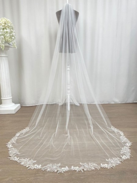 Joyce Jackson Mallow Art Deco Lace Edge Chapel Veil