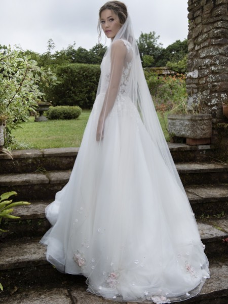 Joyce Jackson Melbourne Single Tier Veil with Embellished Blossom Motifs
