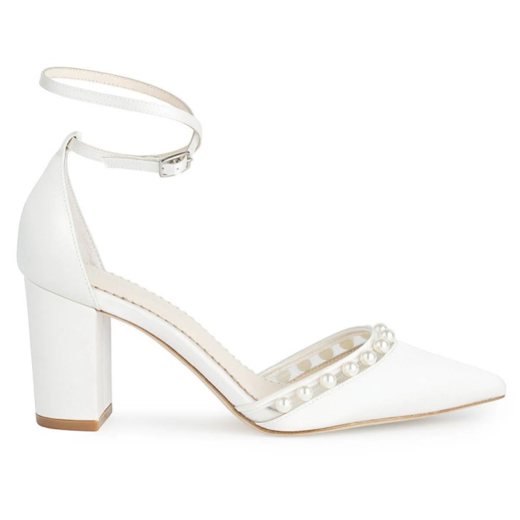 Bella Belle Emery Elfenbein Seide Knöchelriemen Perle Block Heels