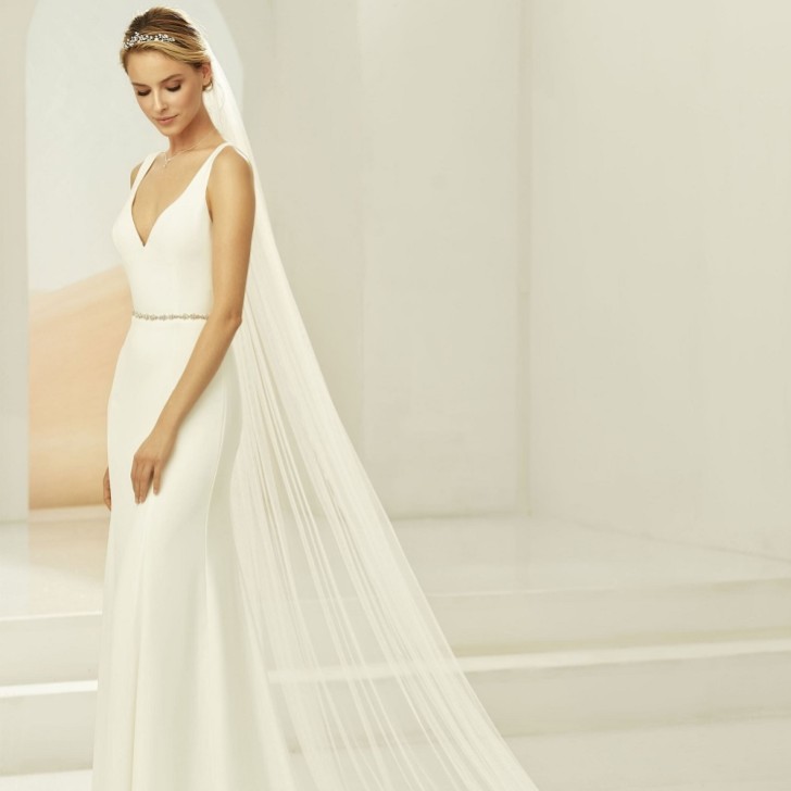 Bianco Ivory Plain Single Tier Chapel Veil with Corded Edge S388