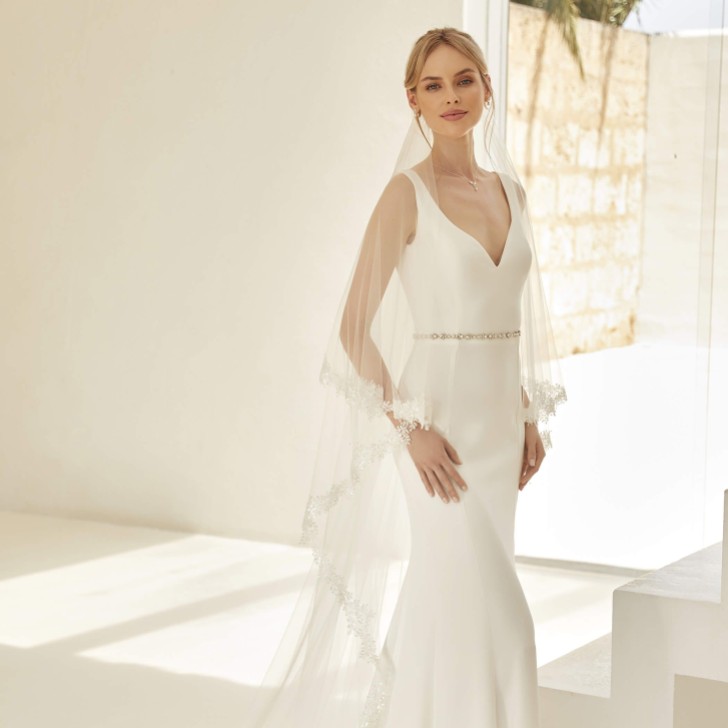 Bianco Ivory Two Tier Sparkly Sequin and Beaded Edge Chapel Veil S427