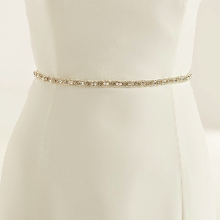 Cinto de cetim para vestido de noiva, com detalhes em cristal fino, da Bianco