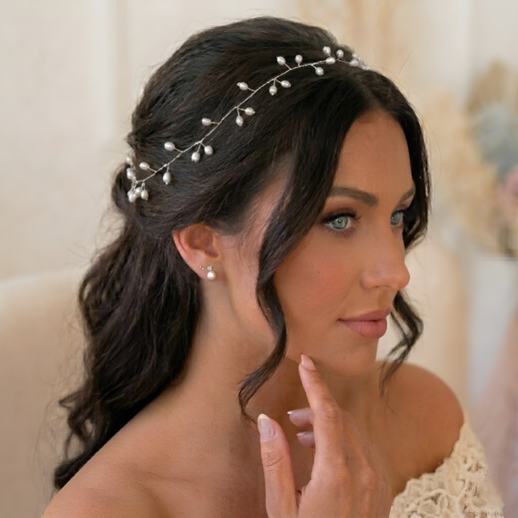 Corona de flores para el pelo de boda «Aruba Long Delicate Pearl» (plateada)