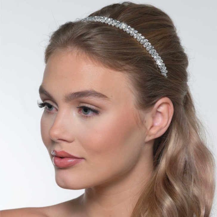 Diadema de cristal brillante en color plata Aura
