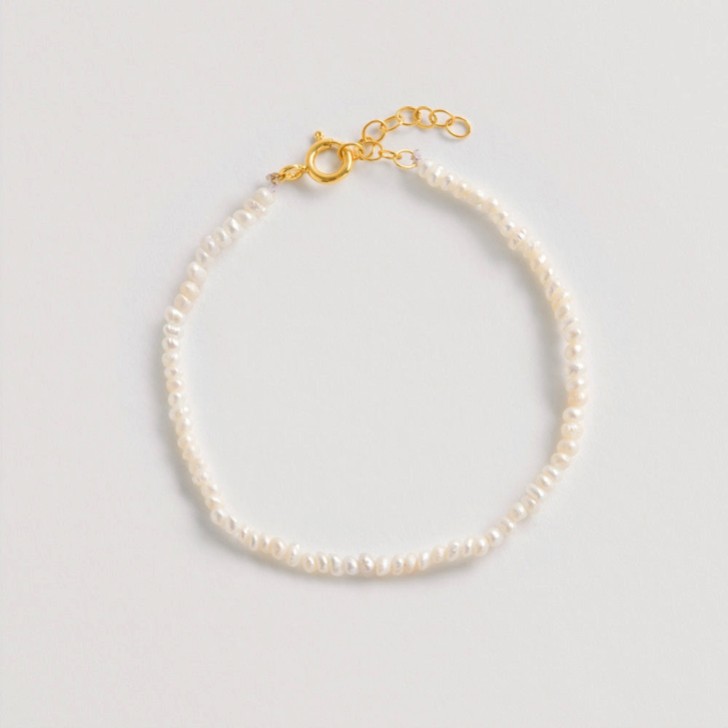 Freya Rose Pulseira delicada com pérolas em forma de semente