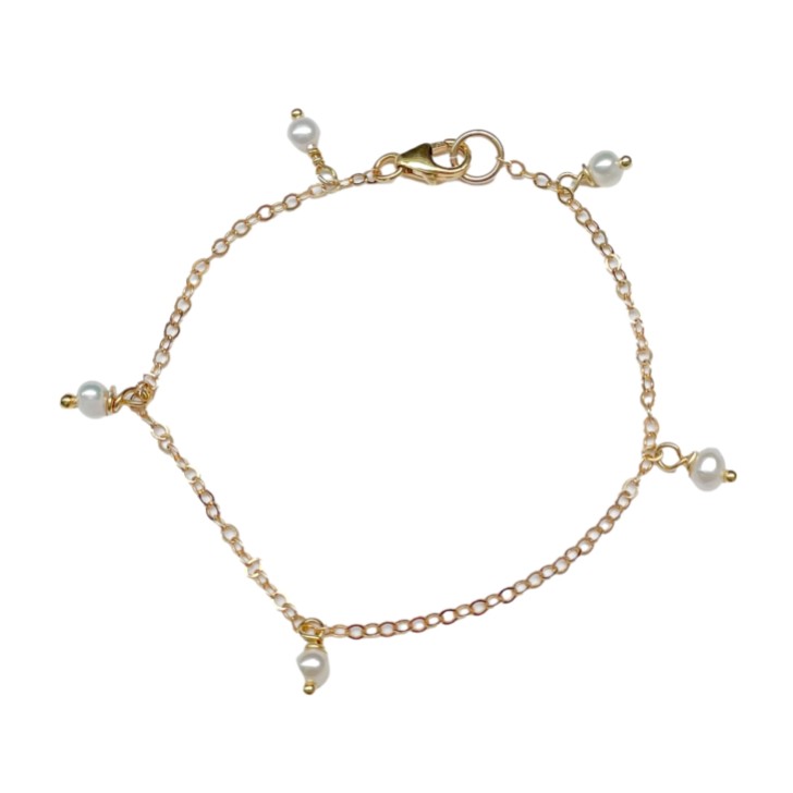 Hermione Harbutt Raindrop Dainty Pearl Chain Armband