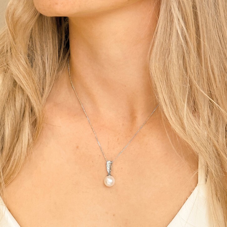 Ivory and Co Berwick Pearl Pendant Necklace