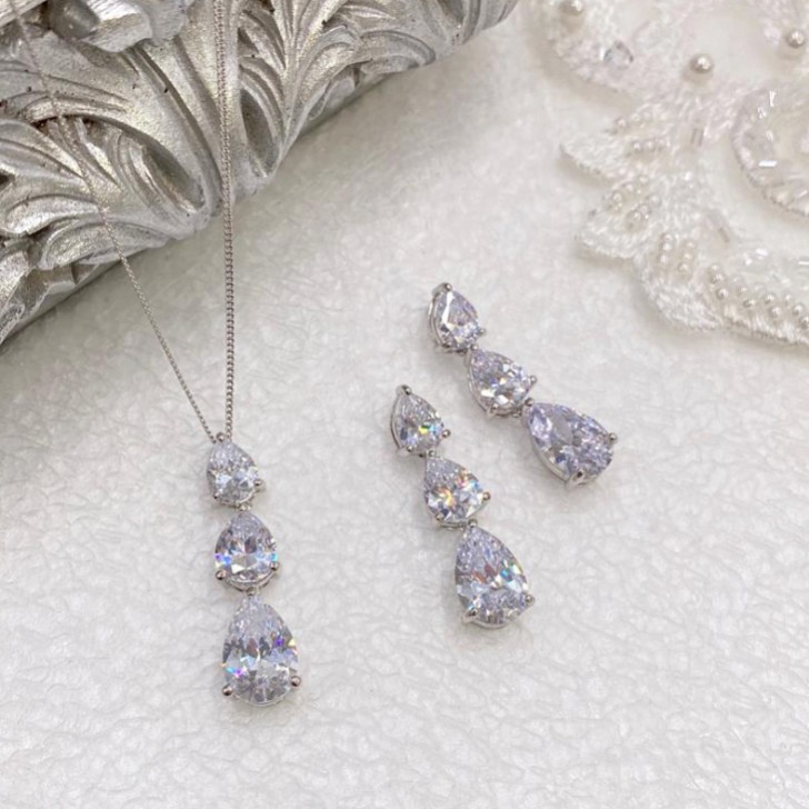 Ivory and Co Conjunto de joyas nupciales «Purity Crystal»