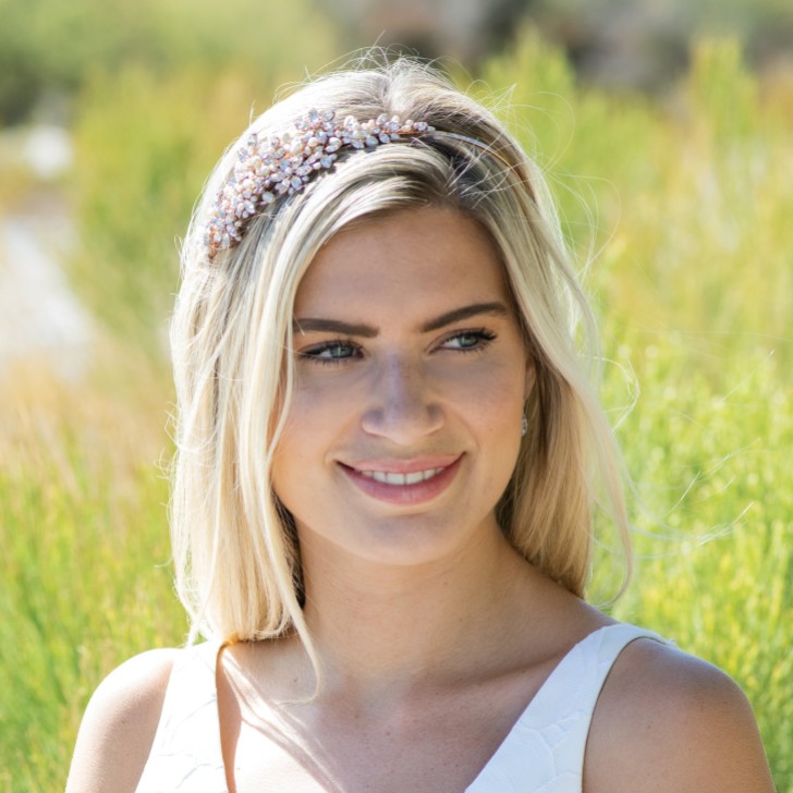 Ivory and Co Diadema «Blossom» de Charade en oro rosa con cristales y perlas