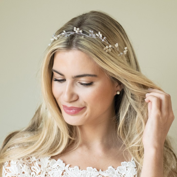 Ivory and Co Diadema de pelo «Aurora Silver» con perlas y cristales