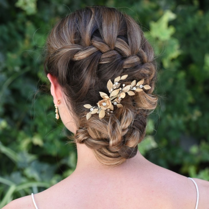 Ivory and Co Grampo de cabelo com folhas de Cupido em bronze e ramos de pérolas