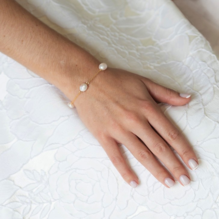 Ivory and Co Pulseira com corrente fina e pérola baroca Bermuda Gold