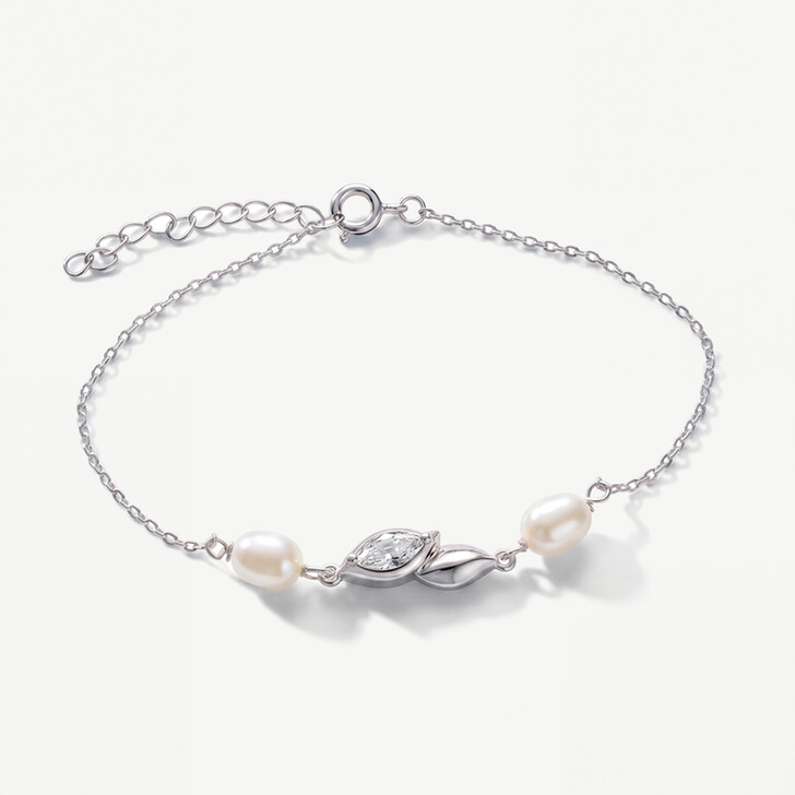 Ivory and Co Woodstock Silver Crystal Pearl Bracelet