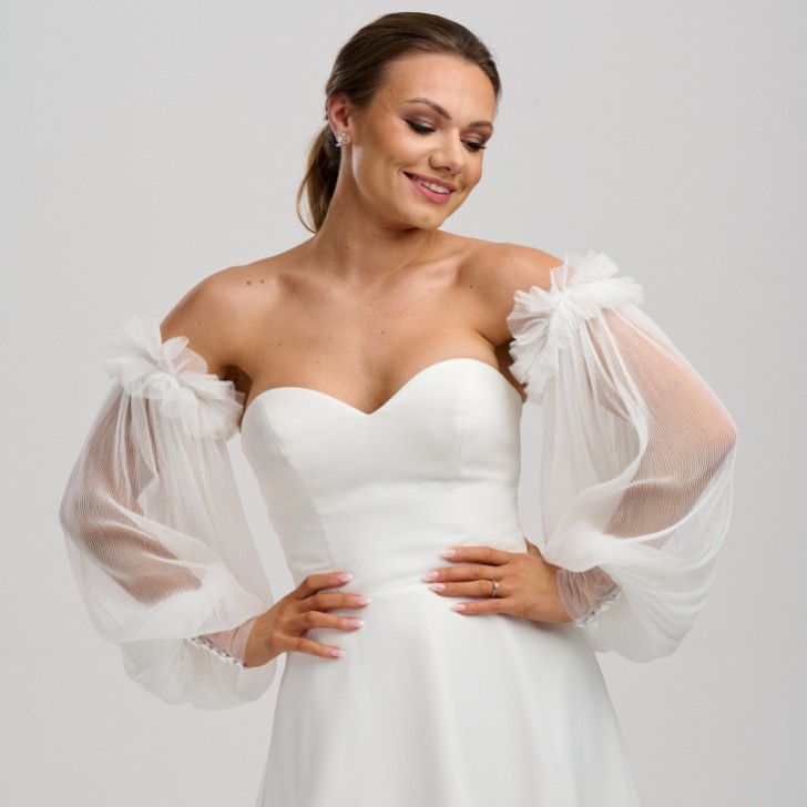 Ivory Plisse Tulle Puff Sleeves