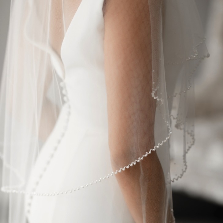 Linzi Jay Two Tier Pearl Edge Ivory Tulle Fingertip Veil TLV8503