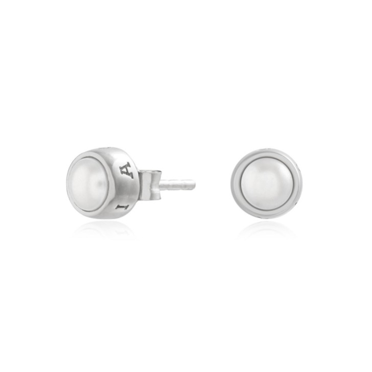 Olivia Burton Pendientes clásicos de perla y plata