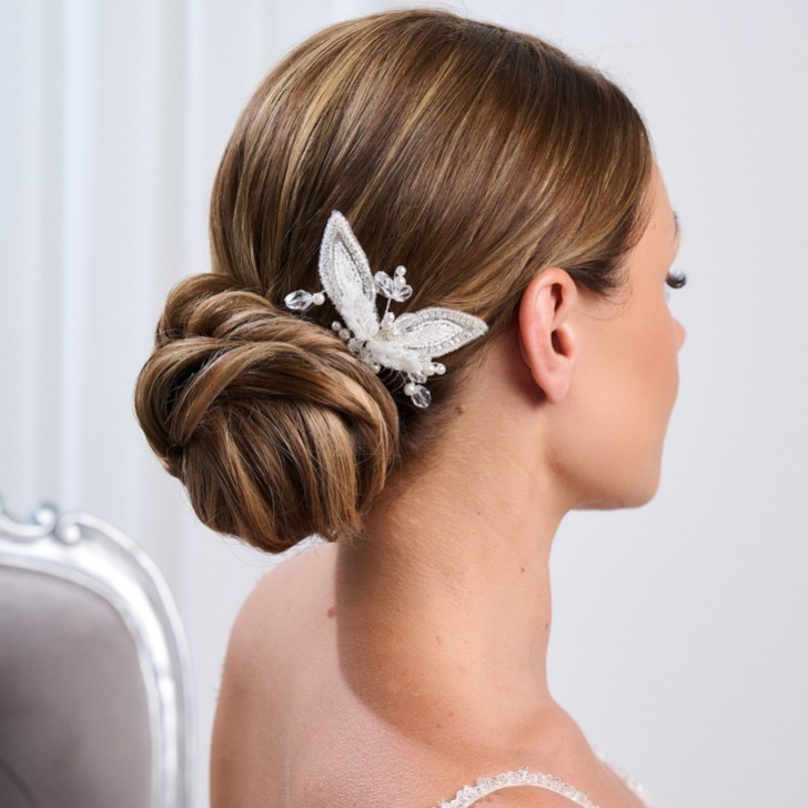 Peigne à cheveux Astoria d'inspiration vintage avec feuilles perlées