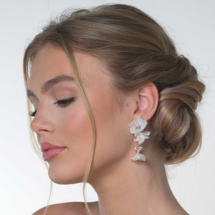 Pendientes largos con motivos florales «Amaryllis Blush Pearls»