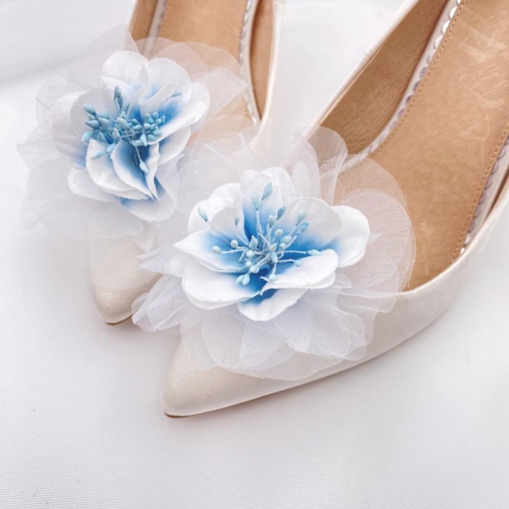 Perfect Bridal Clipes para sapatos com flor azul em forma de maçã